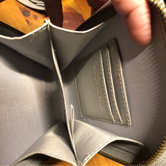 Save the Girls crossbody bag NWOT - Picture 3 of 6